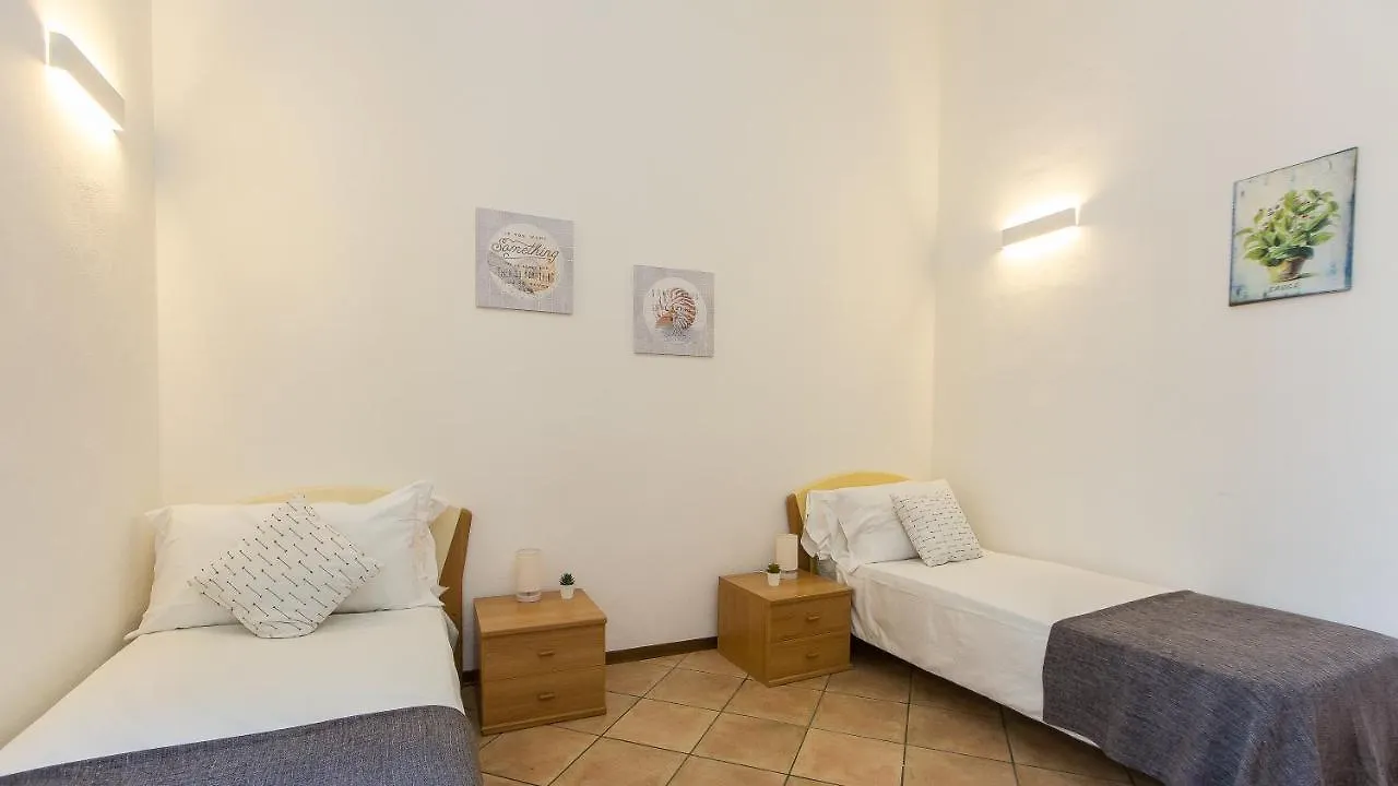 Rental In Rome - Santa Maria Novella Palace Florence 0*,  Italy