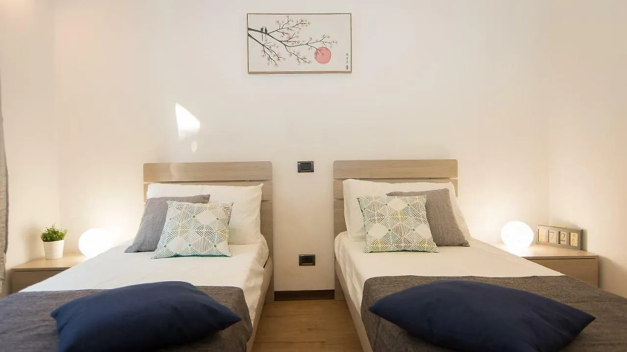 Apartment Rental In Rome - Santa Maria Novella Palace Florence Italy