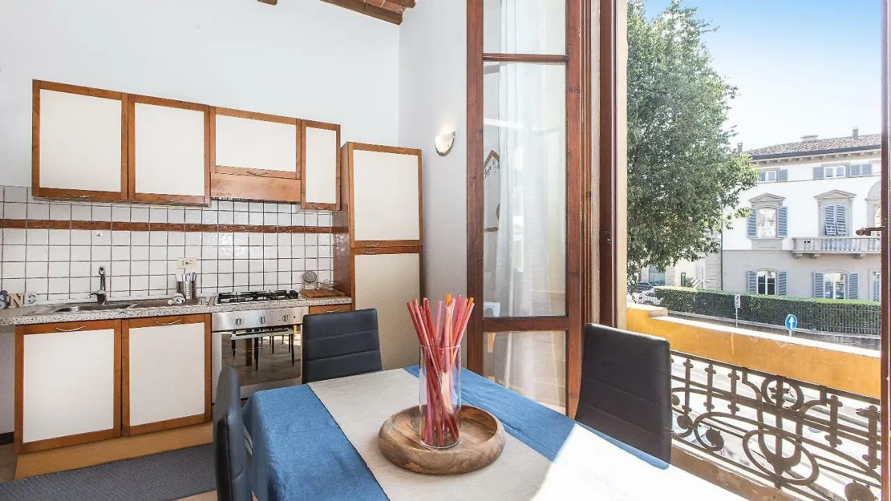 Апартаменты Rental In Rome - Santa Maria Novella Palace Флоренция