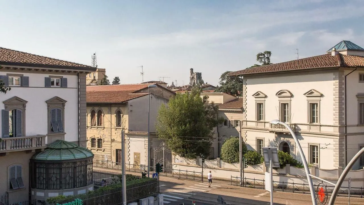 Rental In Rome - Santa Maria Novella Palace Флоренция Апартаменты