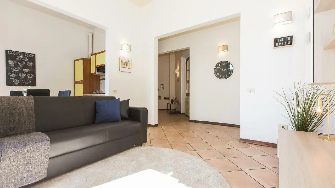 Rental In Rome - Santa Maria Novella Palace Florence Italy